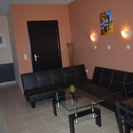 Thassos Grand & Apartman Limenária