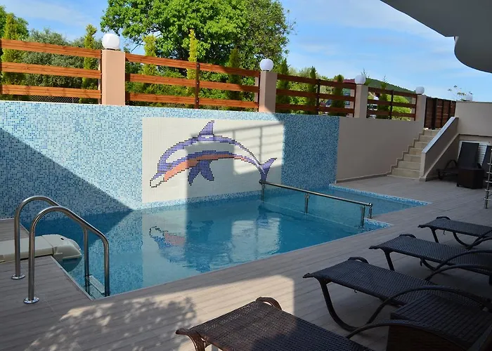 Thassos Grand & アパート