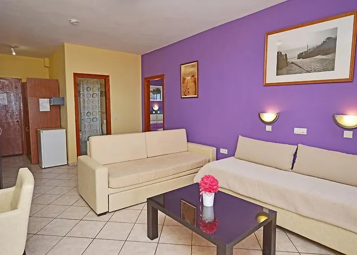 Thassos Grand & リメナリア