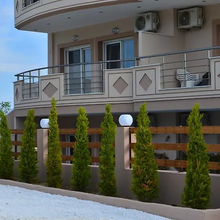 Thassos Grand & شقة