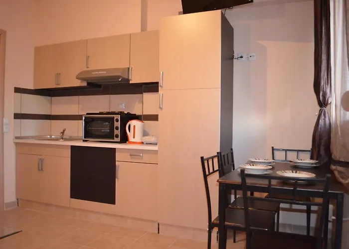 Thassos Grand & לימנריה